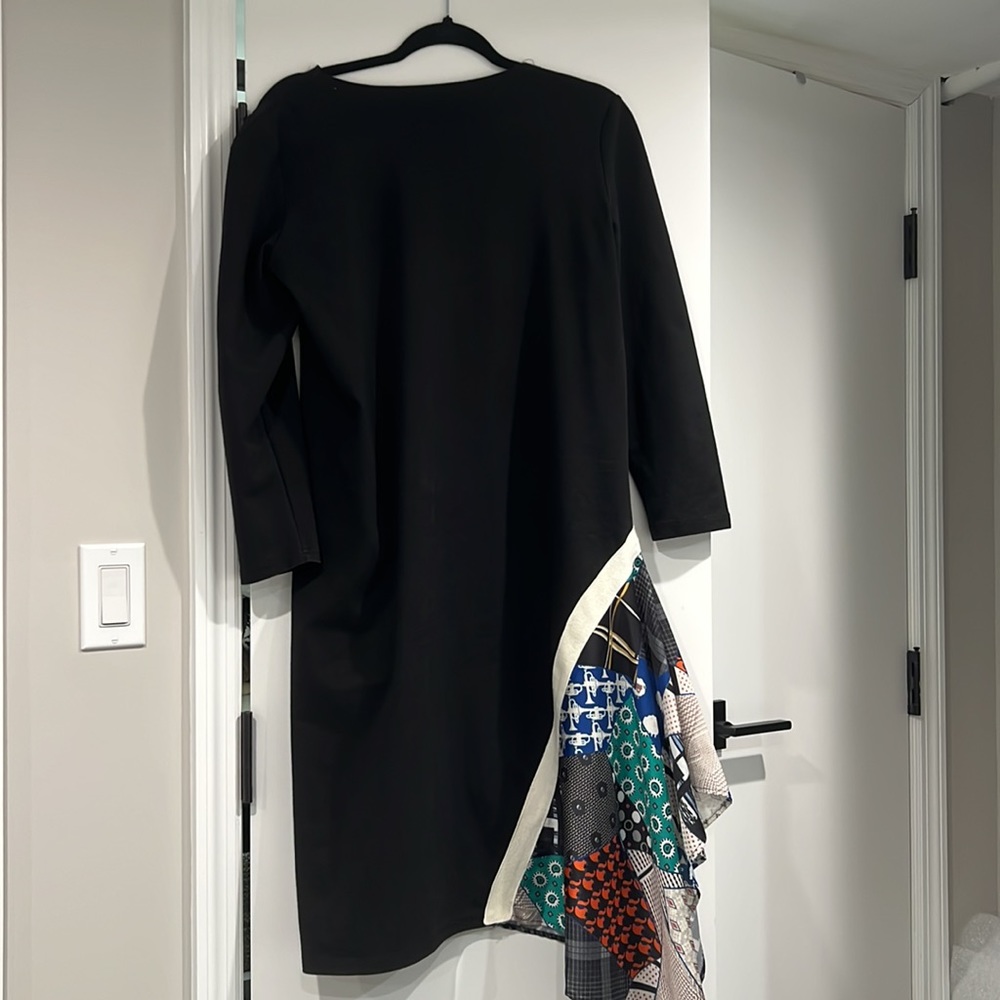 Handkerchief dress - Picture 2 of 3